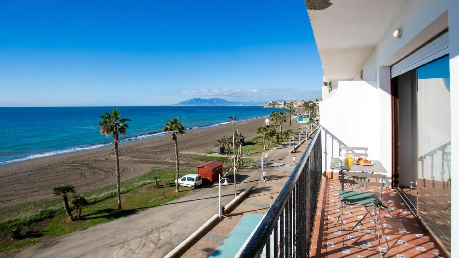 Apartment Rinconada Beachfront By Interhome رينكون ذي لا مْبيكتوري 0*,  إسبانيا